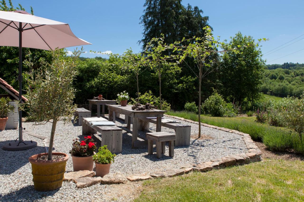 B&B Fleur De Lys Bleue Soudaine-Lavinadière Exterior photo